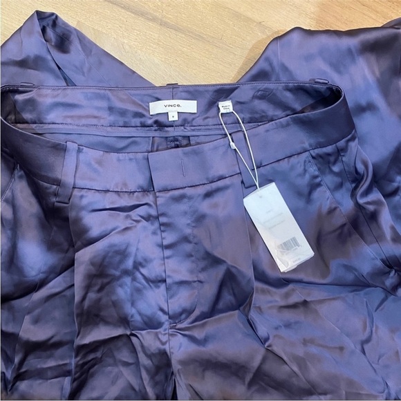 Vince pleat front  pant in light shiny purple - Picture 5 of 6
